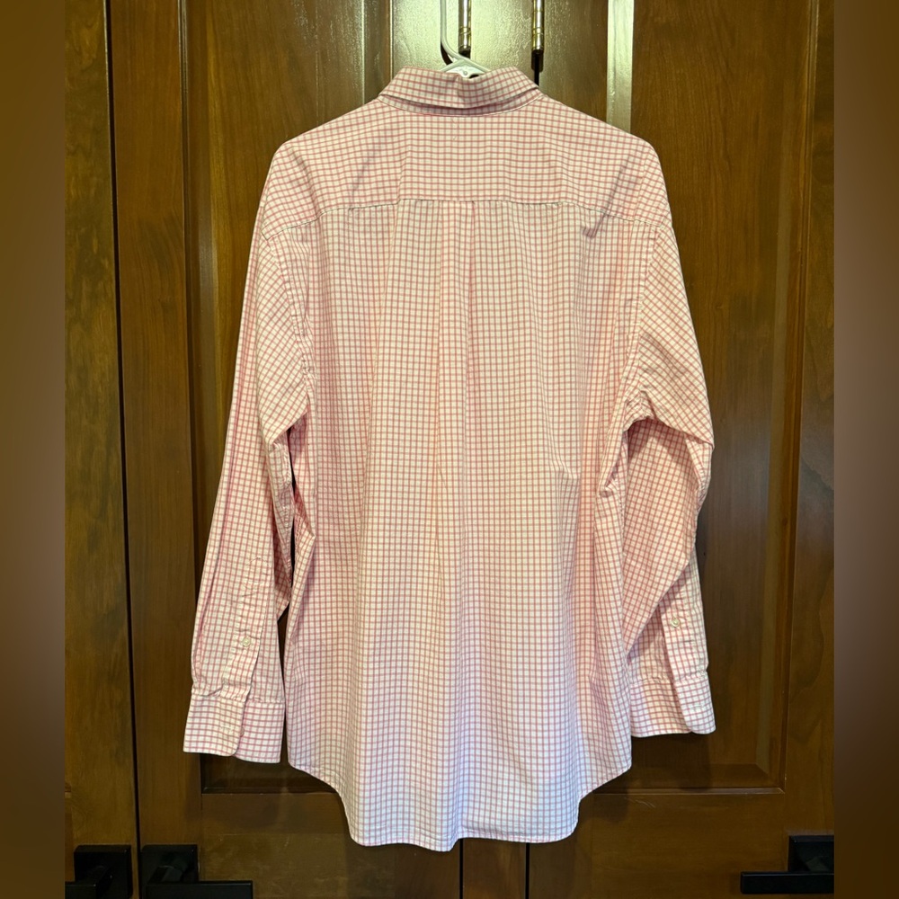 Vineyard Vines Men's Pink Plaid Button Down Shirt - Picture 3 of 4